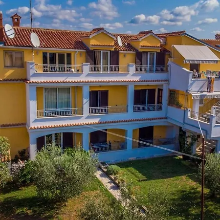 Fuer 2 Personen Ca 40 Qm In Rovinj, Istrien Istrische Riviera Apartment Rovinj